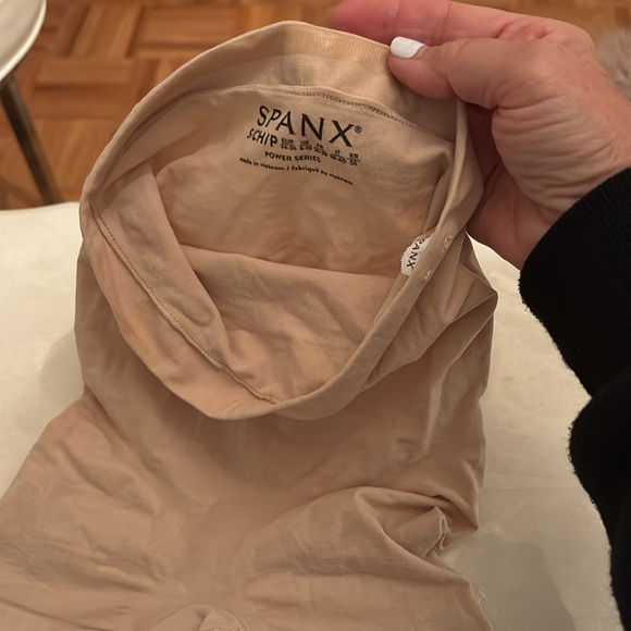 SPANX higher power short size S , brand new, not opened or ever worn. - Picture 9 of 11